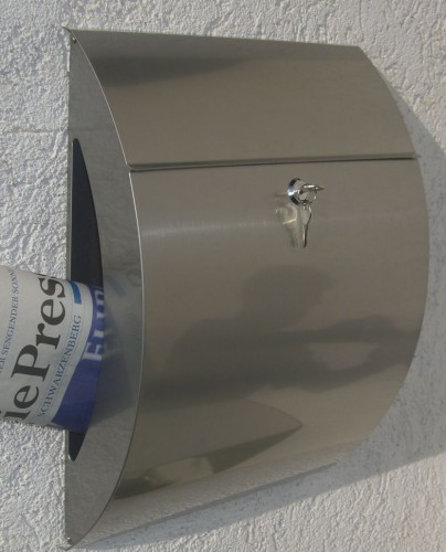 Briefkasten Edelstahlbriefkasten aus Edelstahl lackiert mit Zeitungsfach.jpg