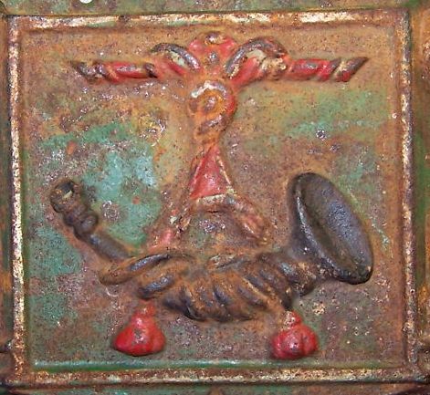 VINTAGE CAST IRON WALL POCKET METAL LETTER BOX GARDEN DECOR 2 Ok.jpg
