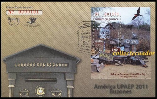ECUADOR 2011 AMERICA UPAEP BUZON MAILBOX BRIEFKASTEN BOÎTE AUX LETTRES GALAPAGOS BIRD SOUVENIR SHEET Ok.jpg
