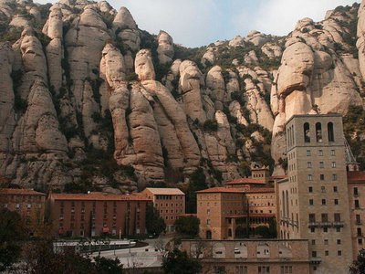 Montserrat con la &quot;Moreneta&quot; esperando