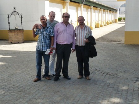 La pandi de los &quot;solteros&quot; Artemio, Niko, Serafín y Jose Mª&quot;