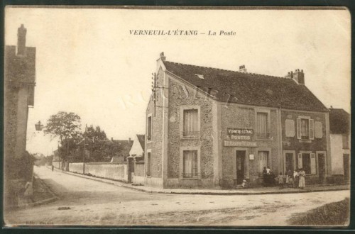 Verneuil-l'Etang La Poste.jpg