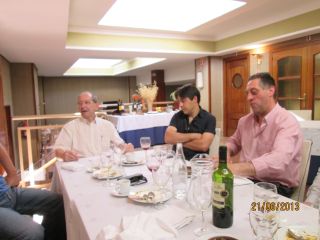 los primeros en llegar de comida
