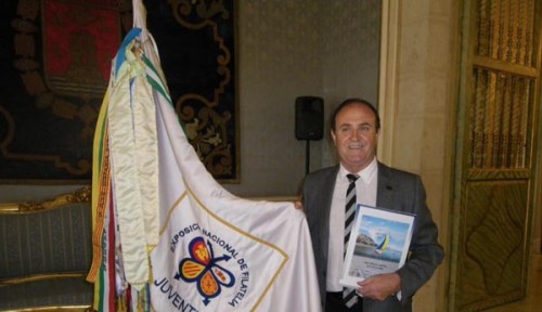 Alicante. 2013. Juvenia 2013. Recepción bandera. 2013-05-07. Foto 6.jpg