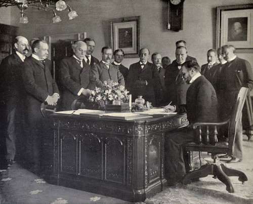 Firma del Tratado de Paris