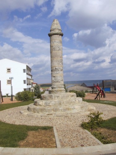 PEDAZO DE ROLLO.JPG