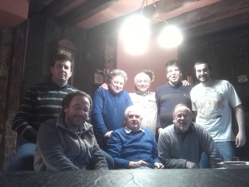 Arriba: CRM, charlie, briviesca, retu y ramko<br />Abajo: perforado, roberto, parbil