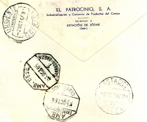 Reverso de la anterior con un par de ambulantes paso por la estación de Baeza y llegada a la carteria secciío urgentes de Granada