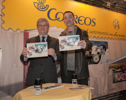 2014-04-24. Presentación sellos de Gastronomía. Imagen 2. Baja.jpg