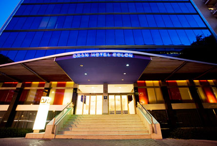 HotelAyreGranHotelColonFachada.jpg