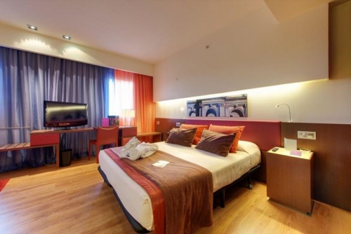 HotelAyreGranHotelColonHabitacion.jpg