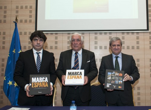 2014-12-11. NP Libro Marca España (v2). Imagen 1. Baja.jpg
