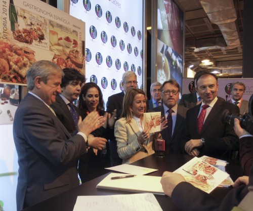 2015-01-30. NP Presentación Sello Gastronomía Cáceres (2). Imagen. Baja.jpg