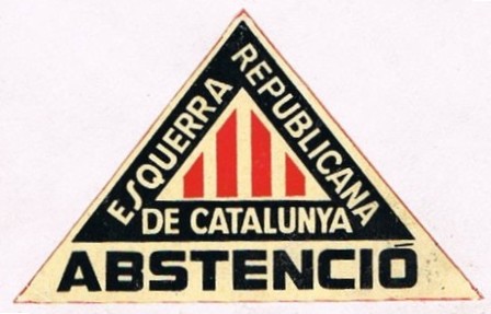 Viñeta triangular adhesiva de ESQERRA, podemos considerarla politica