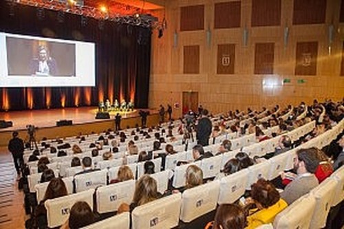 2015-04-20. NP_CORREOS-_Patrocinio_Congreso_Abogacýa__Madrileýa. Imagen. Baja.jpg