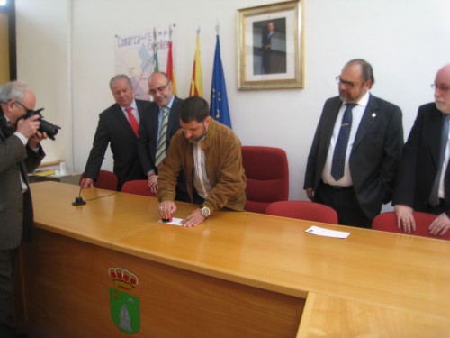 Alfamen. 2015-04-09 al 12. Exfilcoar 2015. Foto 3. Baja.jpg
