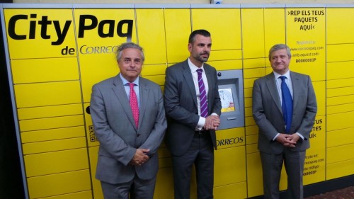2015-06-03. NP_CORREOS_instala_primeros_CityPaq_en_estaciones_de_FGC. Imagen. Baja.JPG