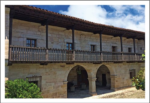 2015-10-29. Arquitectura rural 2015. Casona montañesa. Tarjeta Entero Postal. Reverso. Boceto. Baja.jpg