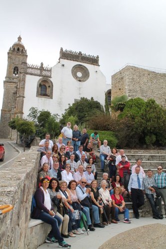 Por fin una foto de todo el grupo. Trabajo costó.