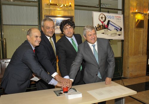 2015-10-09. PDF_NP_Presentaciýn_Sello_del_150_UIT. Imagen. Baja.jpg