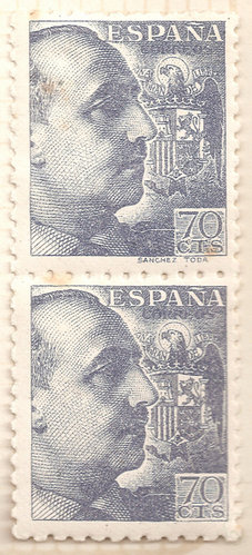 VARIEDADES FRANCO CON Y SIN PIE DE IMPRENTA.jpg