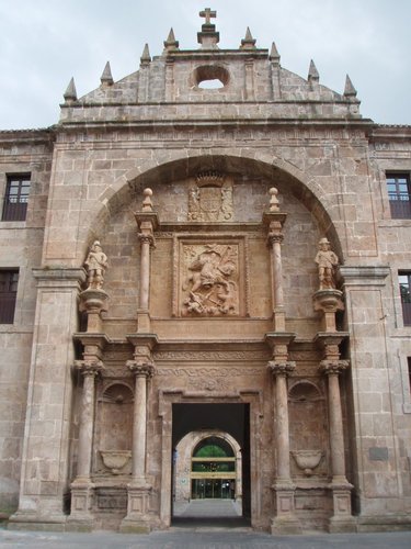 Puerta de San Millán Yuso