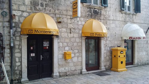 oficinamontenegro.jpg