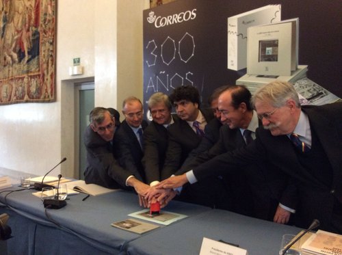 2016-04-21. NP_Correos_presenta_sello_Telegrafo_electrico_2_Centuria. Imagen. Baj.JPG