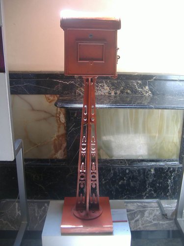 002 - Correos.jpg