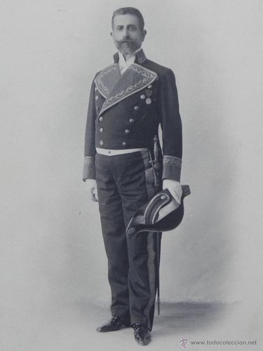 FOTOGRAFIA DE INGENIERO DE TELEGRAFOS, CON ESPADA Y BICORNIO, FOTO BORKES, SEVILLA 16, MADRID, MIDE  det.jpg