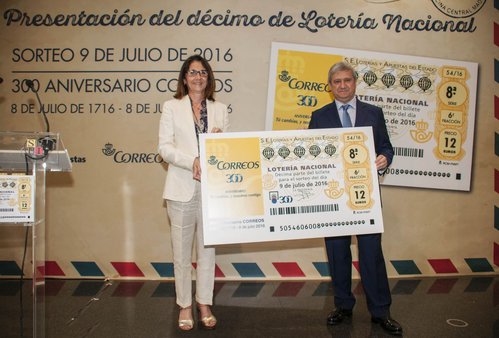 2016-07-06. NP Presentacion decimo Loteria Nacional por 300 CORREOS. Imagen. Baja.jpg