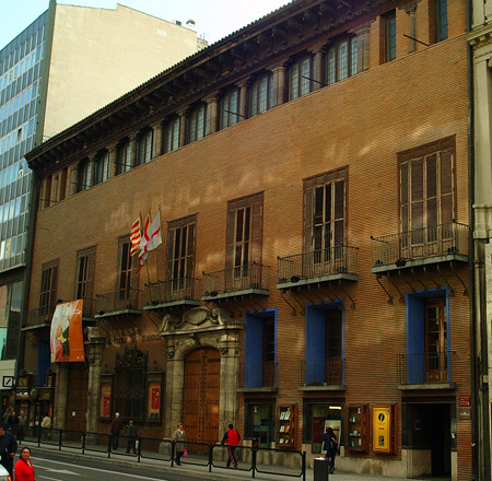 Zaragoza. 2016-09-14 al 18. EXFILNA-ECC 2016. Palacio de Sástago. Exterior.jpg