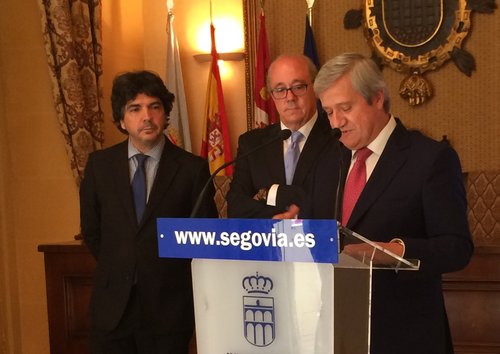 2016-10-07. NP_Sello_Acueducto_de_Segovia_PDF. Imagen.jpg
