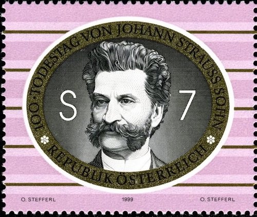strausssOOTT.jpg